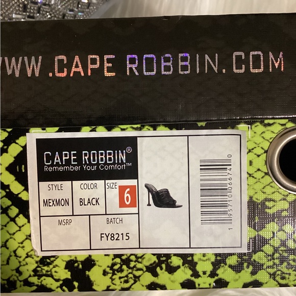 Cape Robbin black heels - Picture 9 of 10